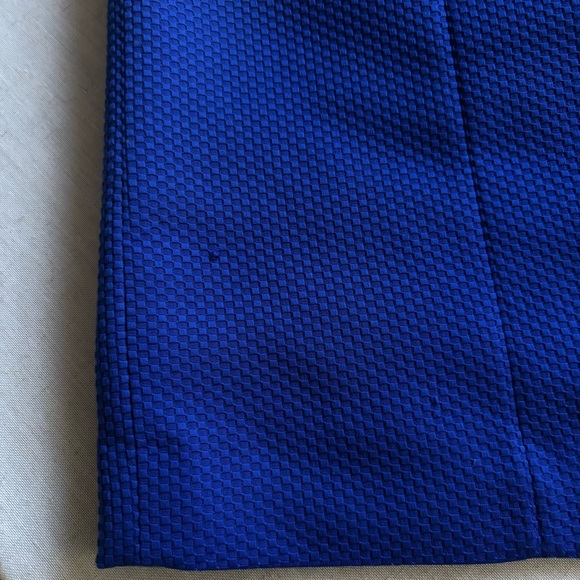 Tahari Arthur S. Levine Blue Sheath Dress Gold Buckle Size 4 Career Workwear - Picture 8 of 13